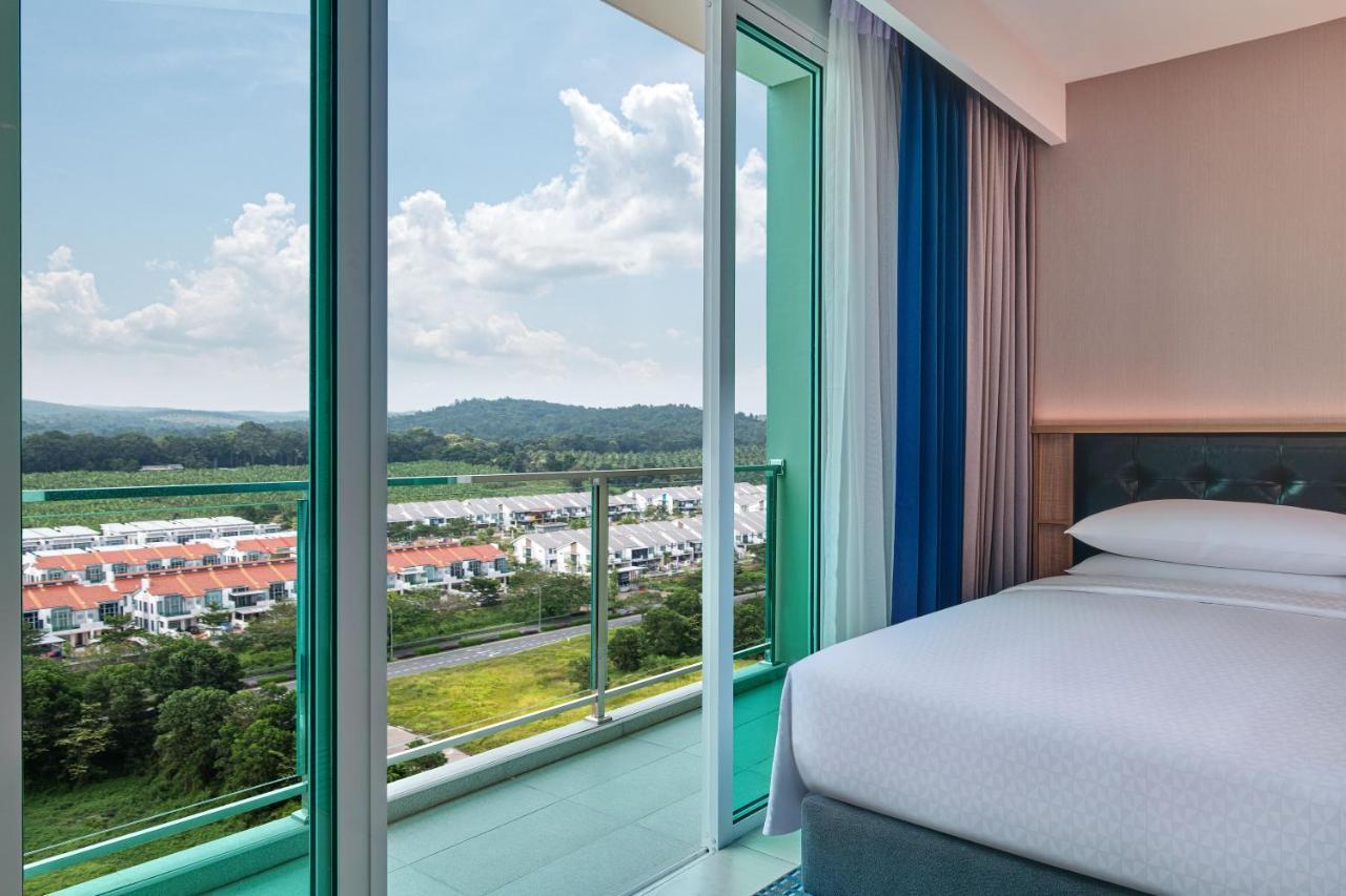 Four Points By Sheraton Десару Екстериор снимка