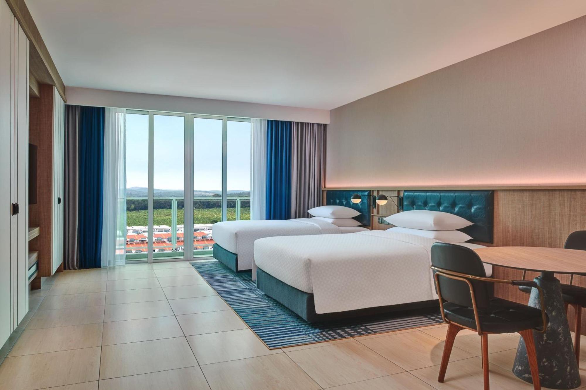 Four Points By Sheraton Десару Екстериор снимка