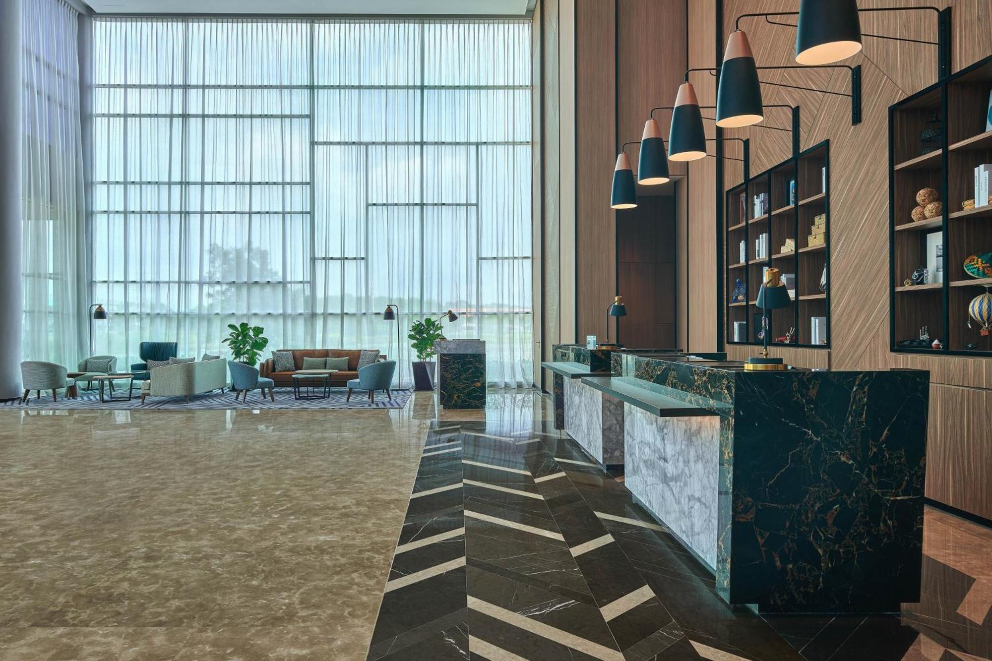 Four Points By Sheraton Десару Екстериор снимка