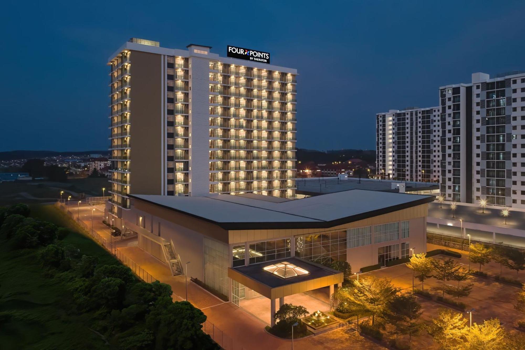 Four Points By Sheraton Десару Екстериор снимка